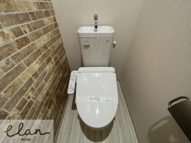 地下鉄長堀鶴見緑地線 蒲生四丁目駅 徒歩5分 3階建 築7年のトイレ写真