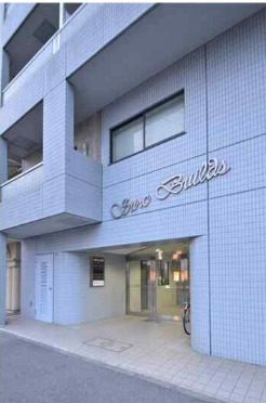 エントランス　毎日通るエントランスはこのようになっています
