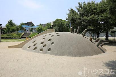 公園　豊里中央公園（公園）まで35m