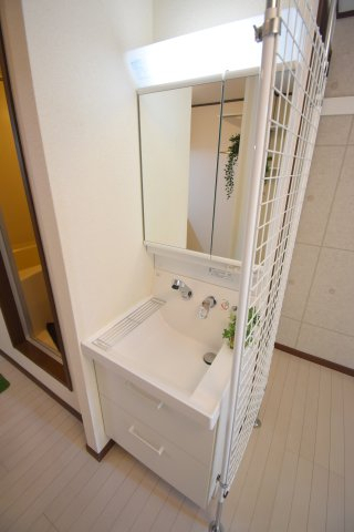 洗面設備　※他の室内写真になります