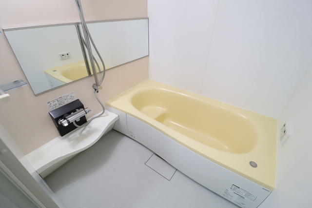 バス・シャワールーム　浴室