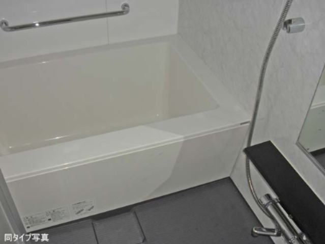 バス・シャワールーム　別部屋参考写真
