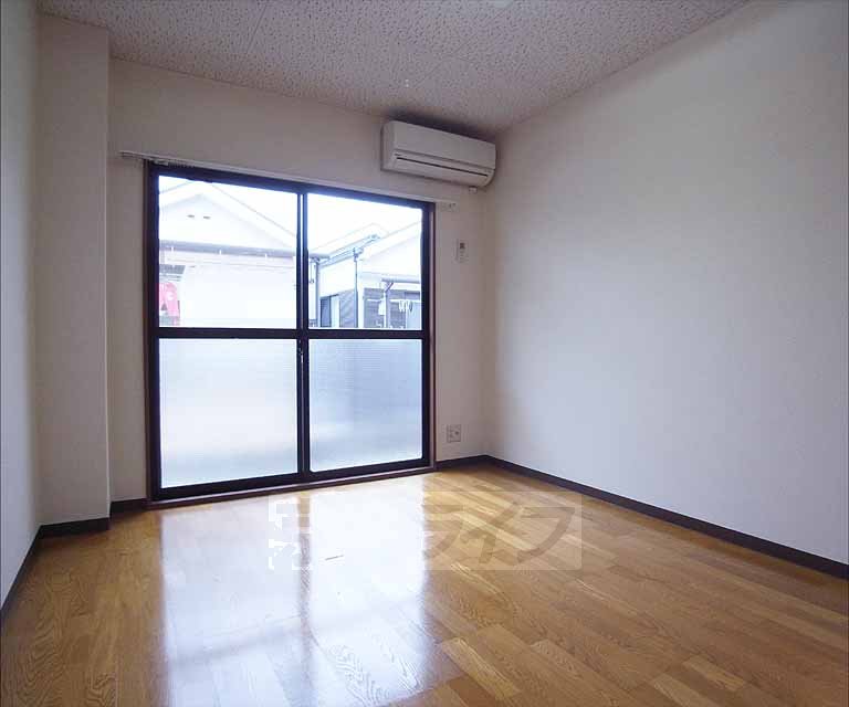 居室・リビング　６帖洋室です。