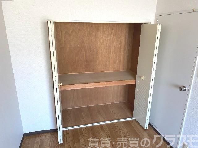 収納　洋室収納
