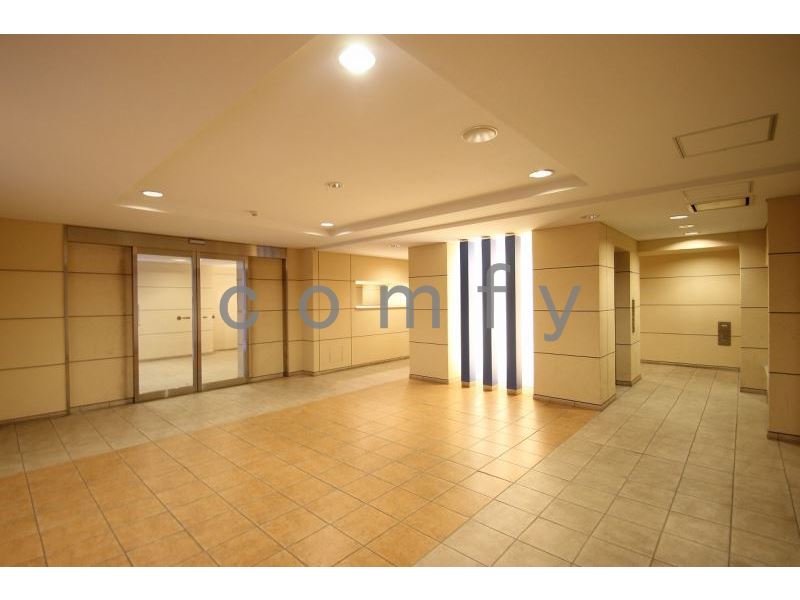 建物外観　エントランス