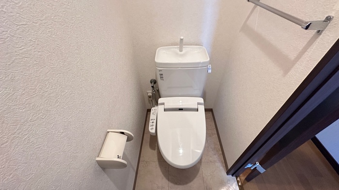 KIRAKUマンションのトイレ写真