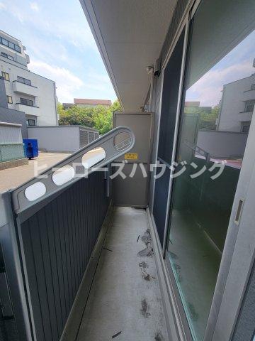 バルコニー　※同タイプの写真となり、実際のお部屋とは異なる場合があります
