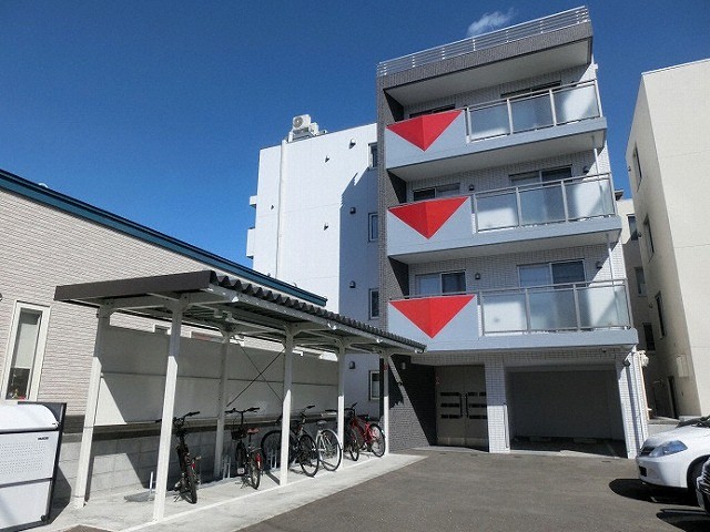 北海道札幌市西区琴似三条５（マンション）の賃貸物件の外観