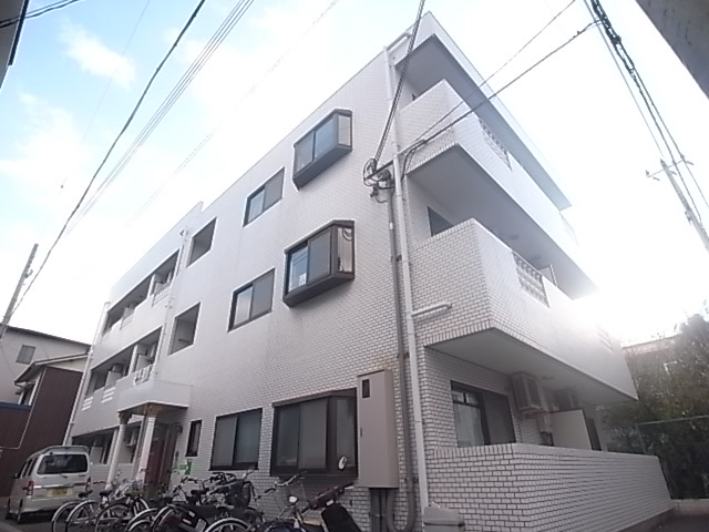 神戸市須磨区戸政町のマンションの建物外観