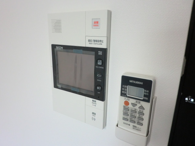 セキュリティ　モニター付きインターホンです