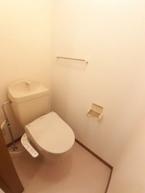 【マノワール・ヴェールVIIのトイレ】