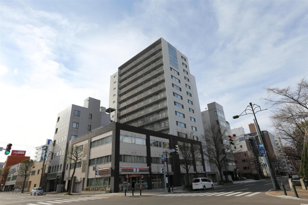 レジディア大通公園の建物外観