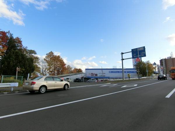 【札幌市清田区清田三条のアパートのホームセンター】