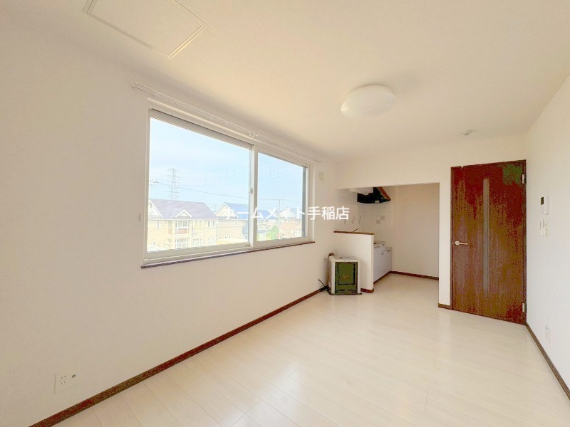 居室・リビング　明るいリビング♪