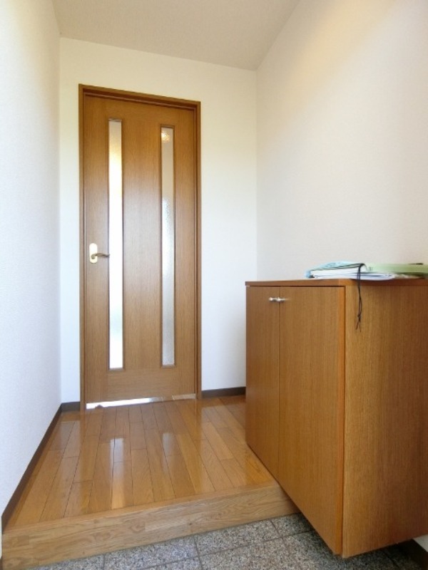 玄関　図面と現状に相違がある場合には現状を優先