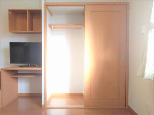 収納　※同タイプ部屋の写真となります