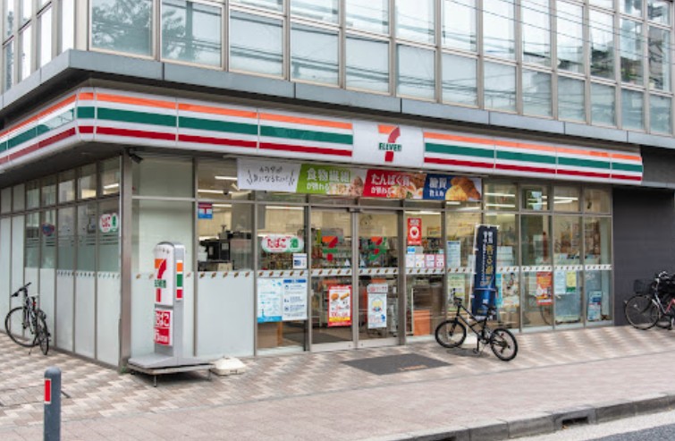 コンビニ　セブンイレブン 横浜鶴見豊岡町店（コンビニ）まで402m