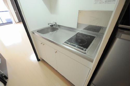 キッチン　備品や設備仕様は号室によって異なります。