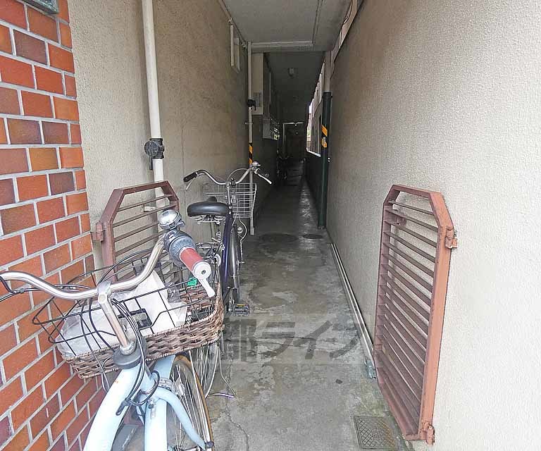 エントランス　建物入口です。