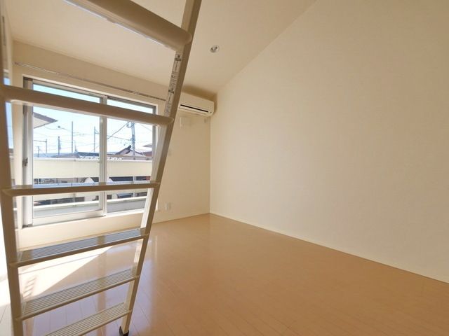 居室・リビング　★お部屋探しはタウンハウジング稲田堤店まで★