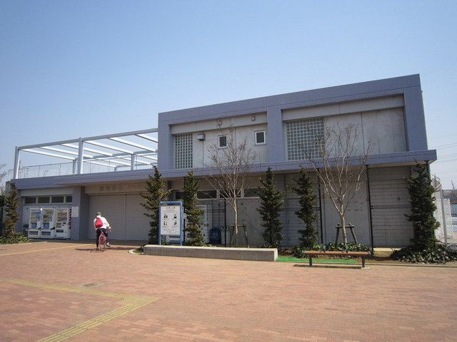 その他　稲城市民プール（その他）まで750m