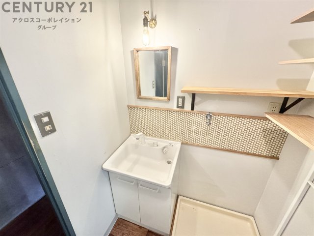 洗面設備　おしゃれな洗面台