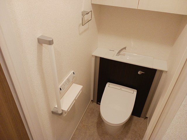 トイレ　コンパクトで使いやすいトイレです