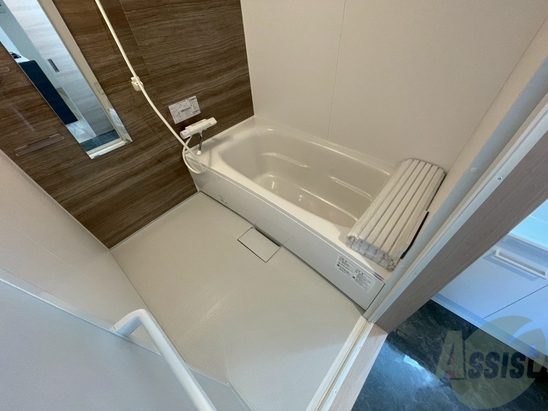 バス・シャワールーム　お風呂になります。一日の疲れを癒してくださいね。