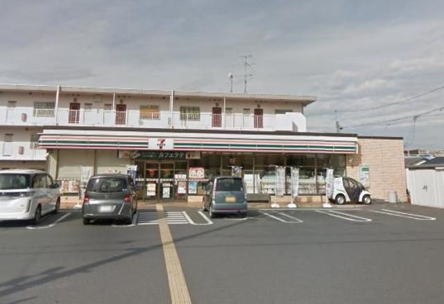 コンビニ　セブンイレブン岩槻西原台1丁目店（コンビニ）まで50m