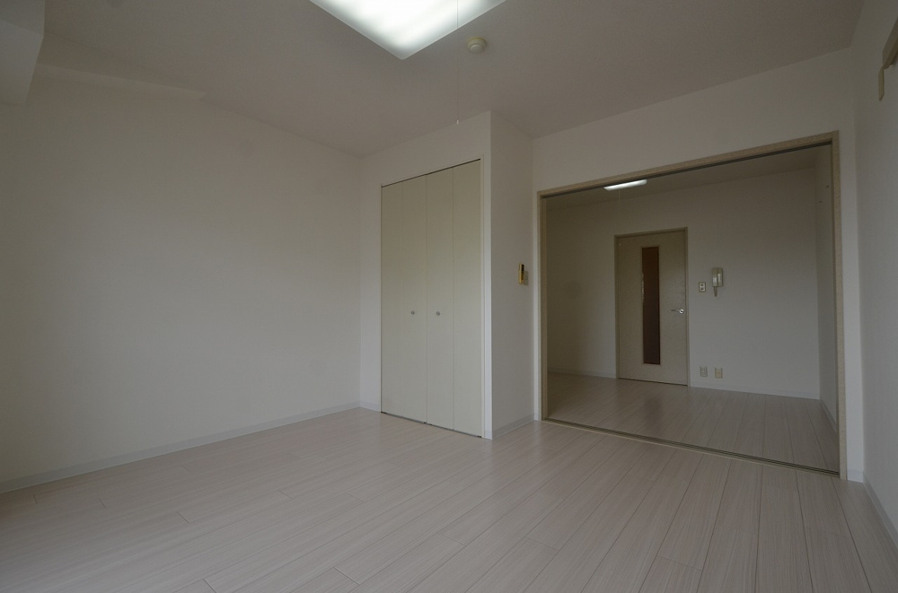 居室・リビング　エアコン付きでオススメです！