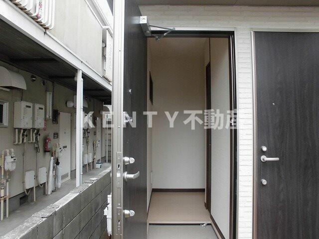 玄関　収納もある玄関です