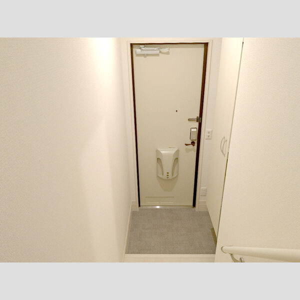 玄関　明るい玄関です