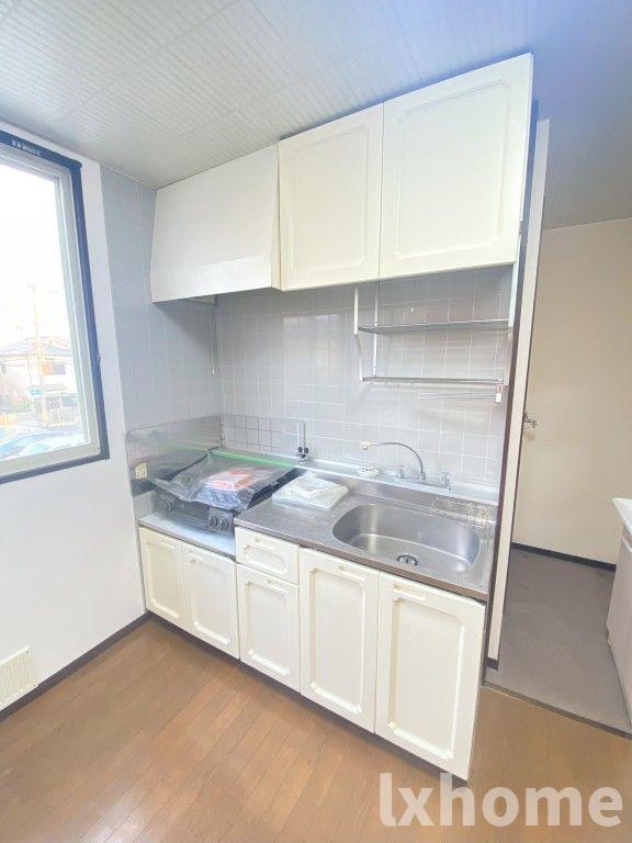 キッチン　コンパクトなキッチンで掃除もラクラク