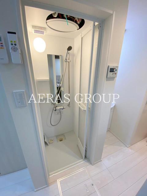 バス・シャワールーム　シャワータイプ