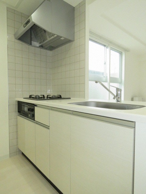 キッチン　人気の対面システムキッチンタイプです！