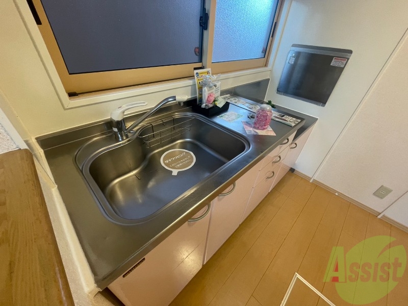 キッチン　キッチンスペースも広く冷蔵庫等も問題なく設置出来そうですね。