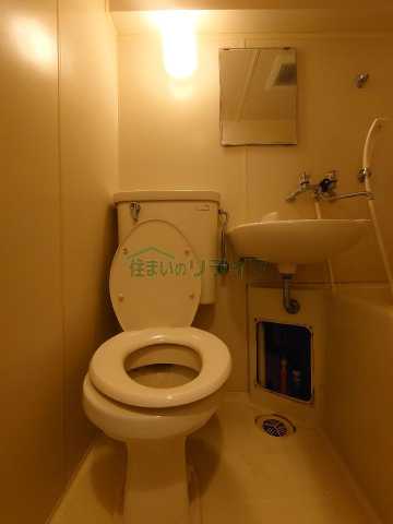 トイレ　KIKビル