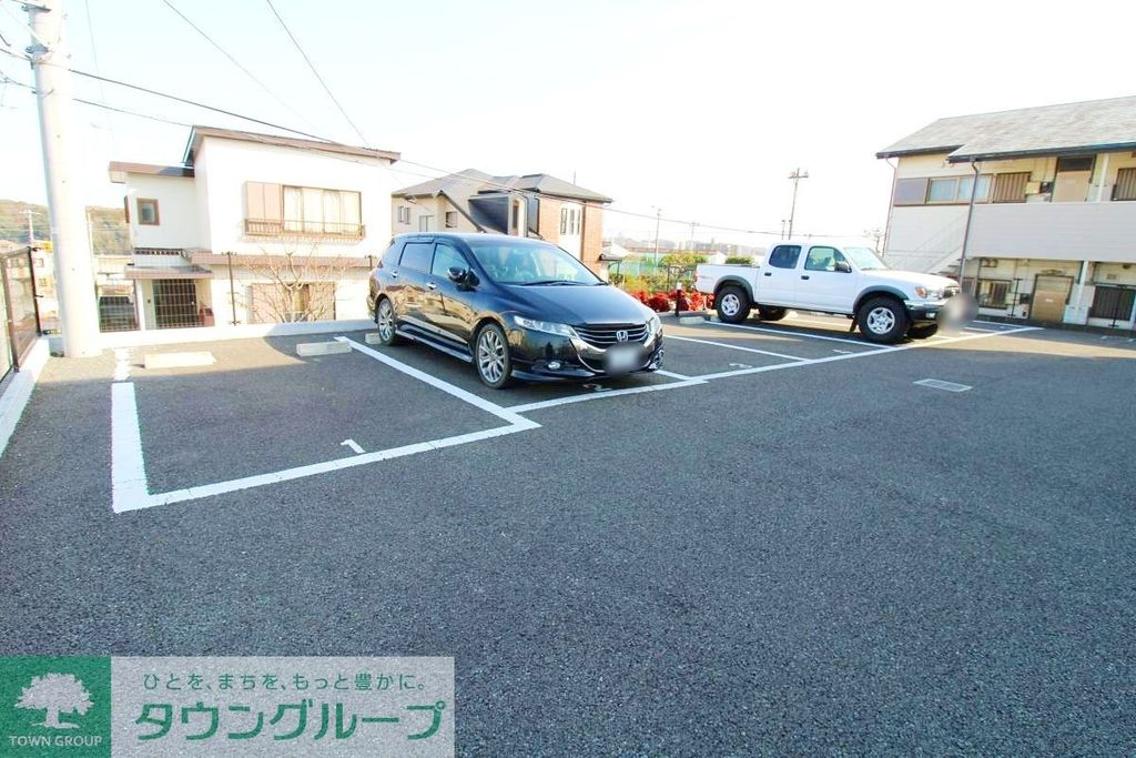 駐車場　駐車場