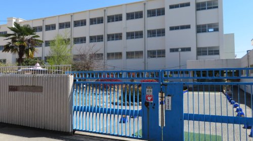小学校　神戸市立東落合小学校（小学校）まで491m
