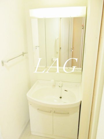 洗面設備　洗面台です。