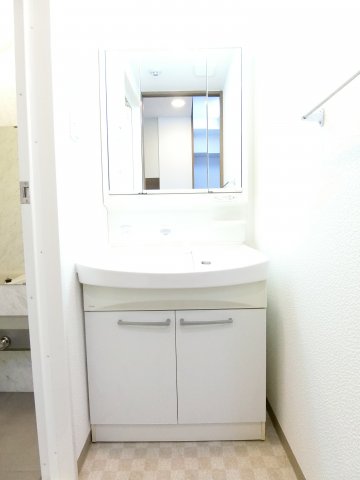 洗面設備　詳細は、RISUMO江坂本店→06-6155-7137まで♪