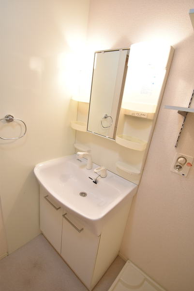洗面設備　同仕様写真