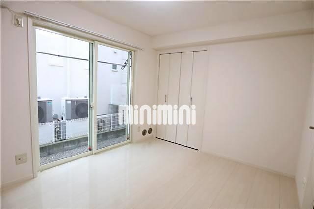 居室・リビング　洋間