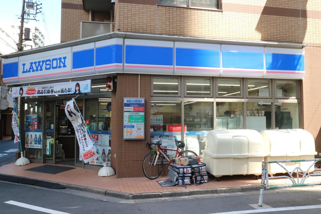 コンビニ　ローソン渋谷桜丘町南店（コンビニ）まで110m