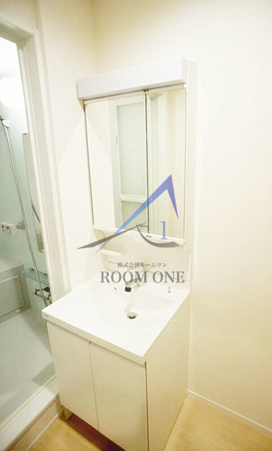 洗面設備　洗面台です。