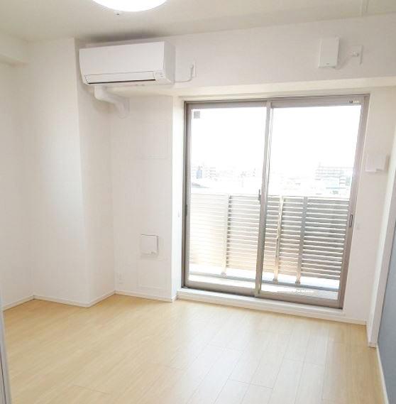 居室・リビング　★広々居室スペース★