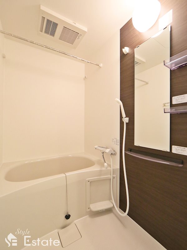 バス・シャワールーム　風呂
