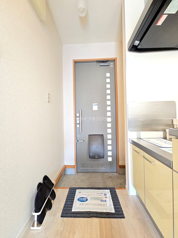 玄関　シューズＢＯＸ付きで玄関を綺麗に使えます。