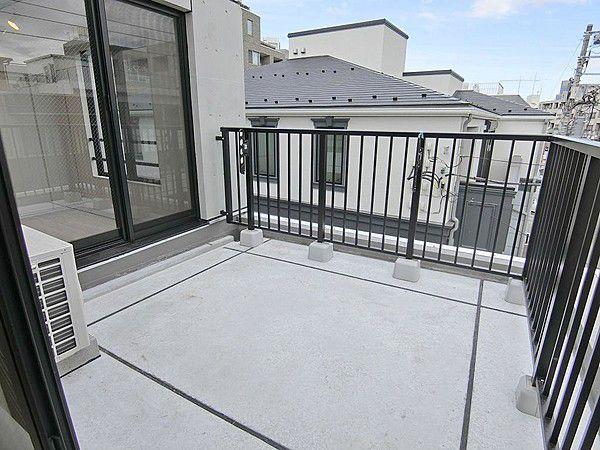 バルコニー　※別部屋の参考写真です。