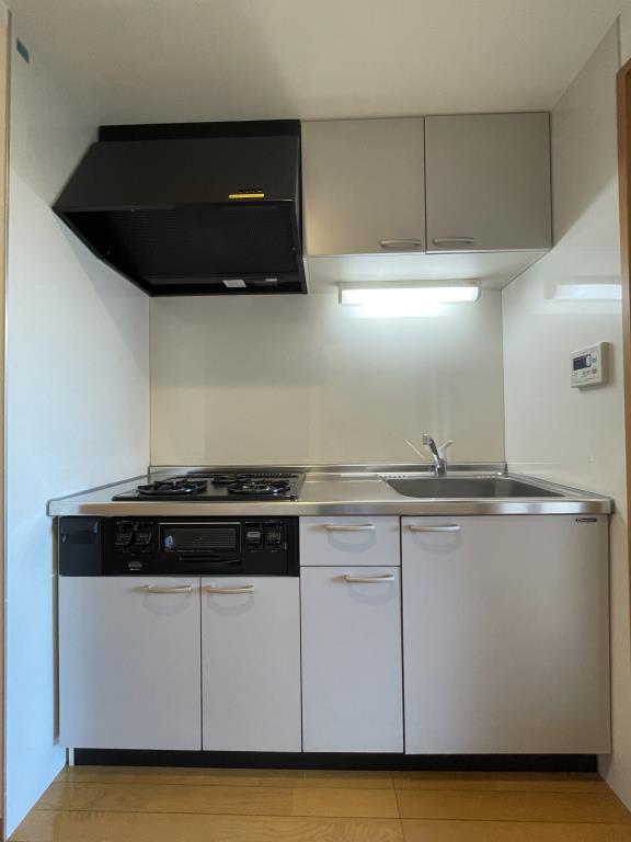 キッチン　※別部屋参考写真